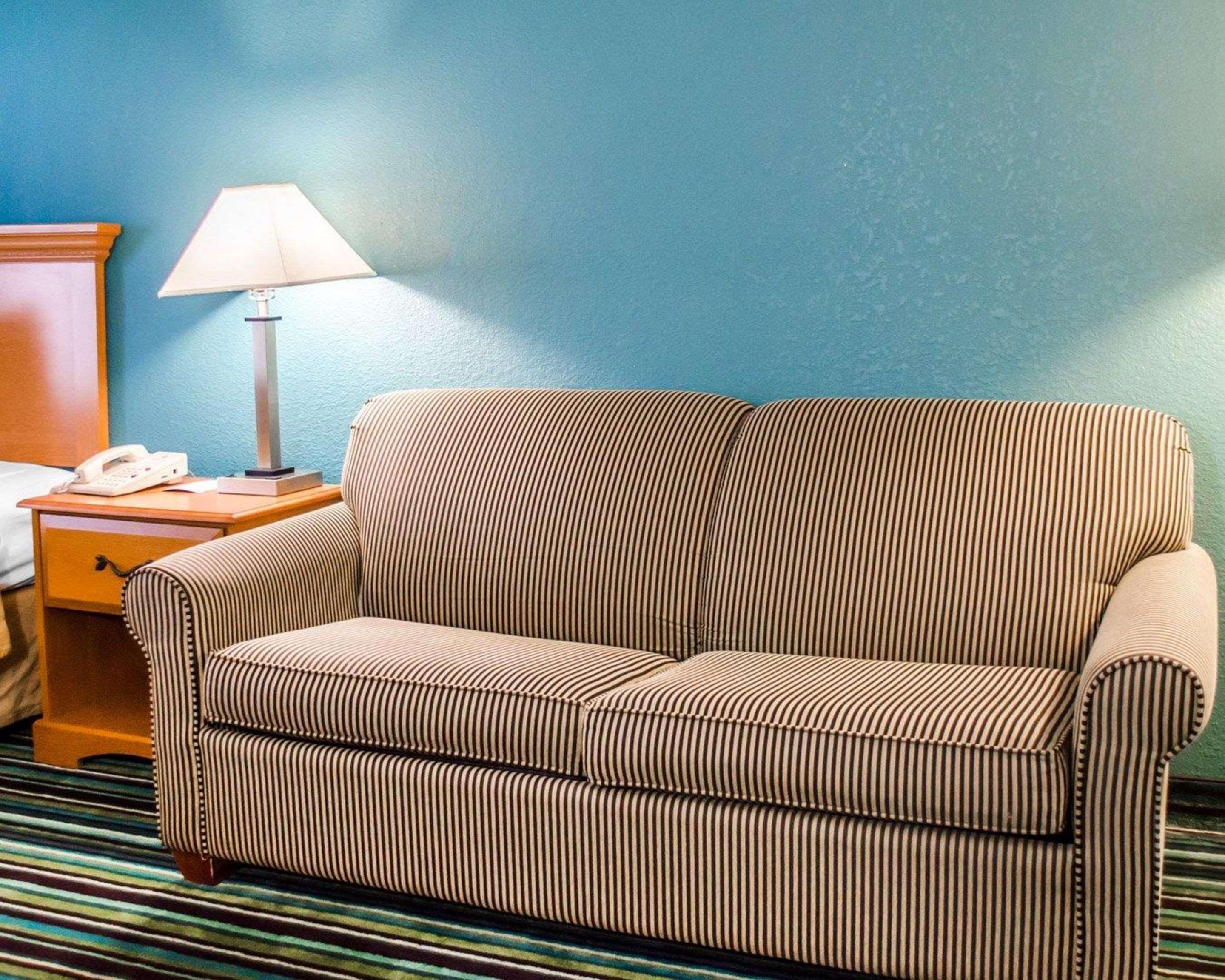 Quality Inn & Suites Medina - Akron West Экстерьер фото