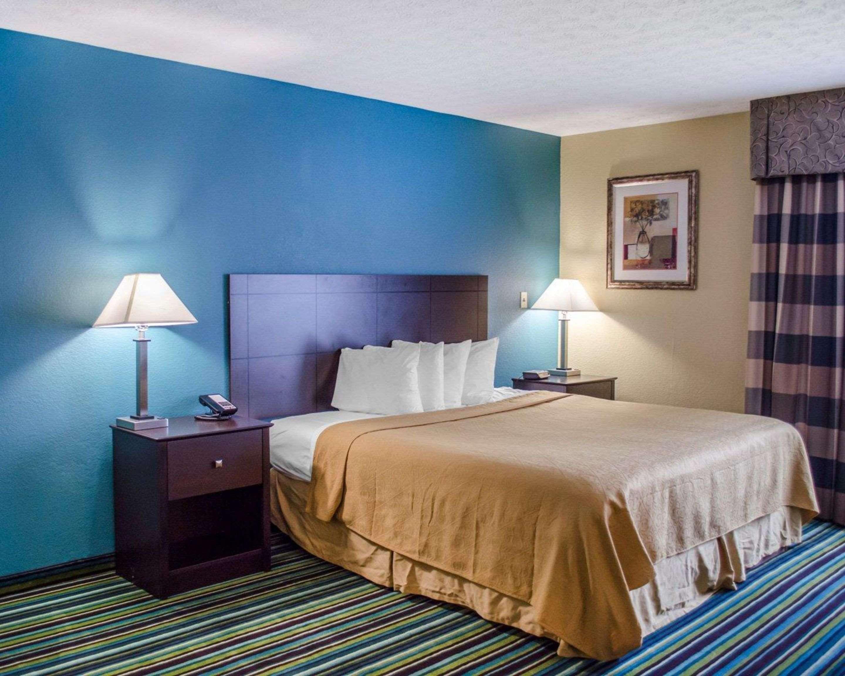 Quality Inn & Suites Medina - Akron West Экстерьер фото