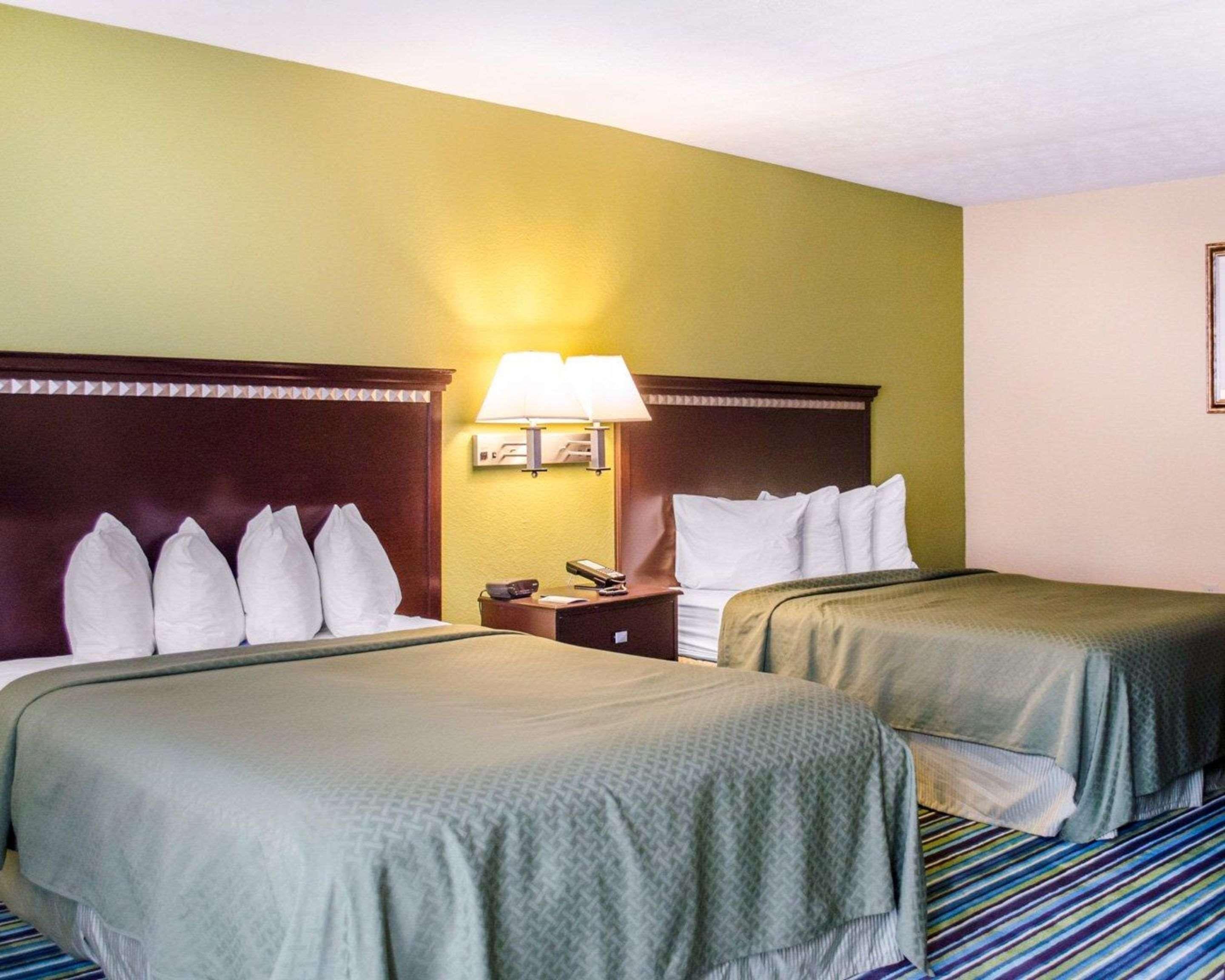Quality Inn & Suites Medina - Akron West Экстерьер фото