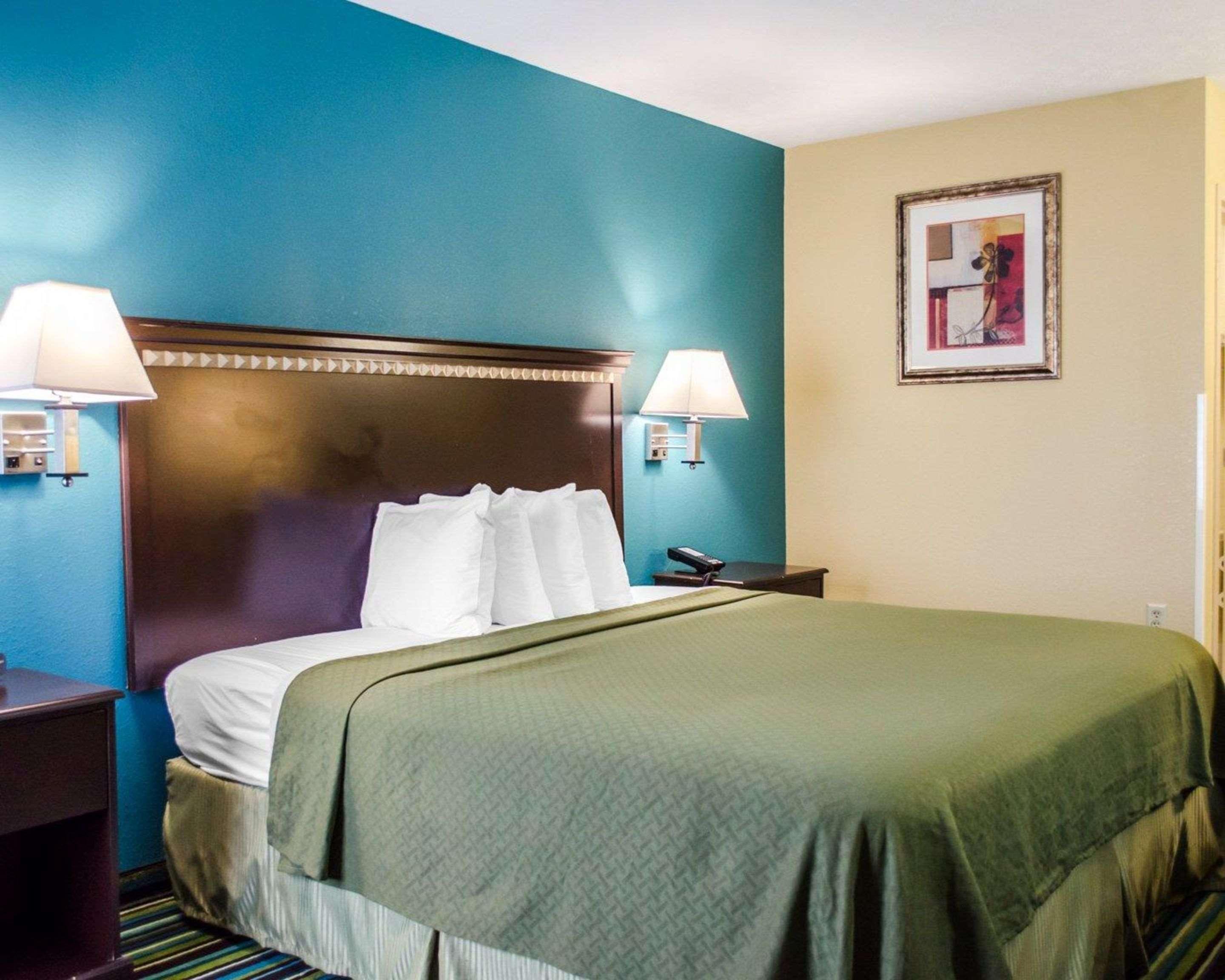 Quality Inn & Suites Medina - Akron West Экстерьер фото