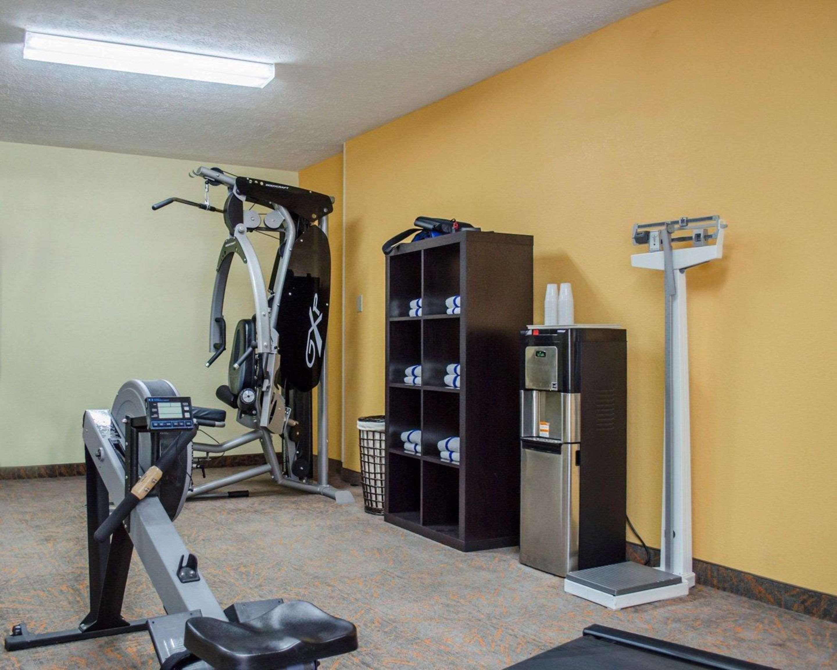 Quality Inn & Suites Medina - Akron West Экстерьер фото